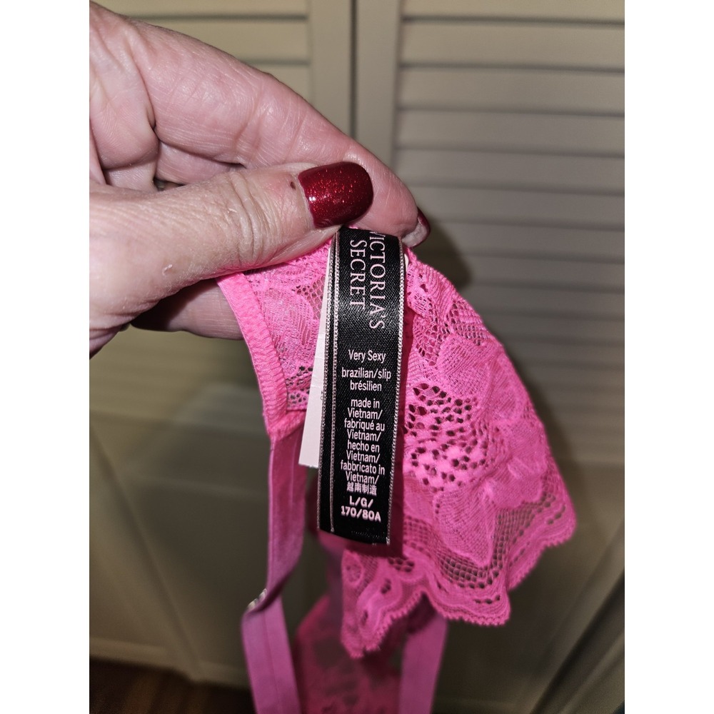Victorias Secret Brazilian Panty Floral Lace Sheer Pink Rhineston Hearts Lrg NWT - Picture 3 of 4